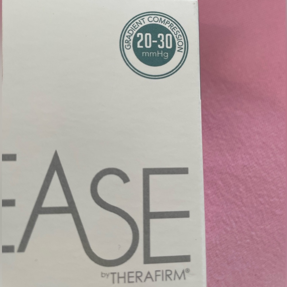 EASE by Therafirm. Ease Trouser Sock - Chevron.          20 - 30 mmHg